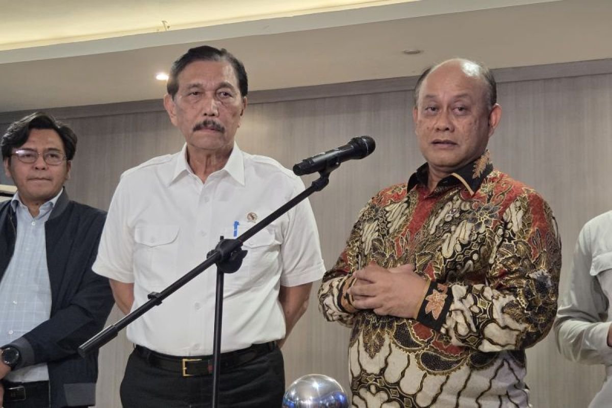 يسيطر الرئيس على الدور في برنامج الغذاء الحرة لتحديد الدور