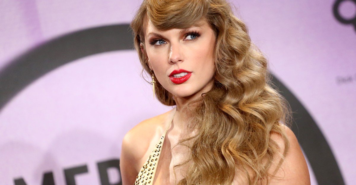 يمر موسيقى Universal و Warner بالقرب من الذكاء الاصطناعي مع Google و Spotify والشركات التي تم إنشاؤها حديثًا Udio و Suno