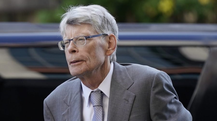 تم تسمية ستيفن كينج كمؤلف محظور في المدارس الأمريكية.